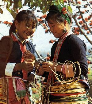 Etnia De'ang (Benglong)