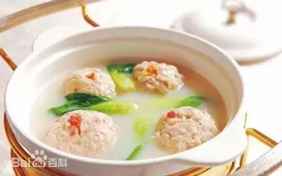 Polpette “Testa di leone” in brodo